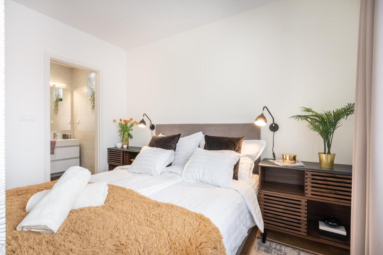 Rose Garden Apartments Βουδαπέστη Δωμάτιο φωτογραφία